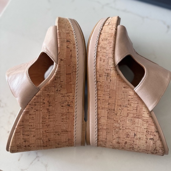 STUART WEITZMAN Tan Wedges Shoes Stuart Weitzman - Picture 3 of 12